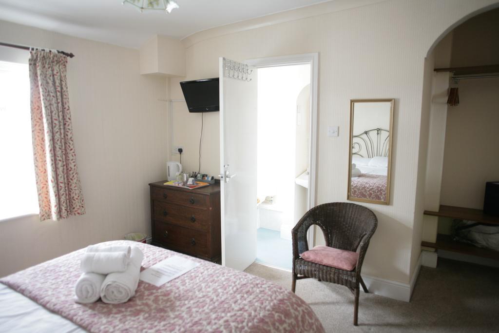 Hamilton Court Hotel 체스터 외부 사진