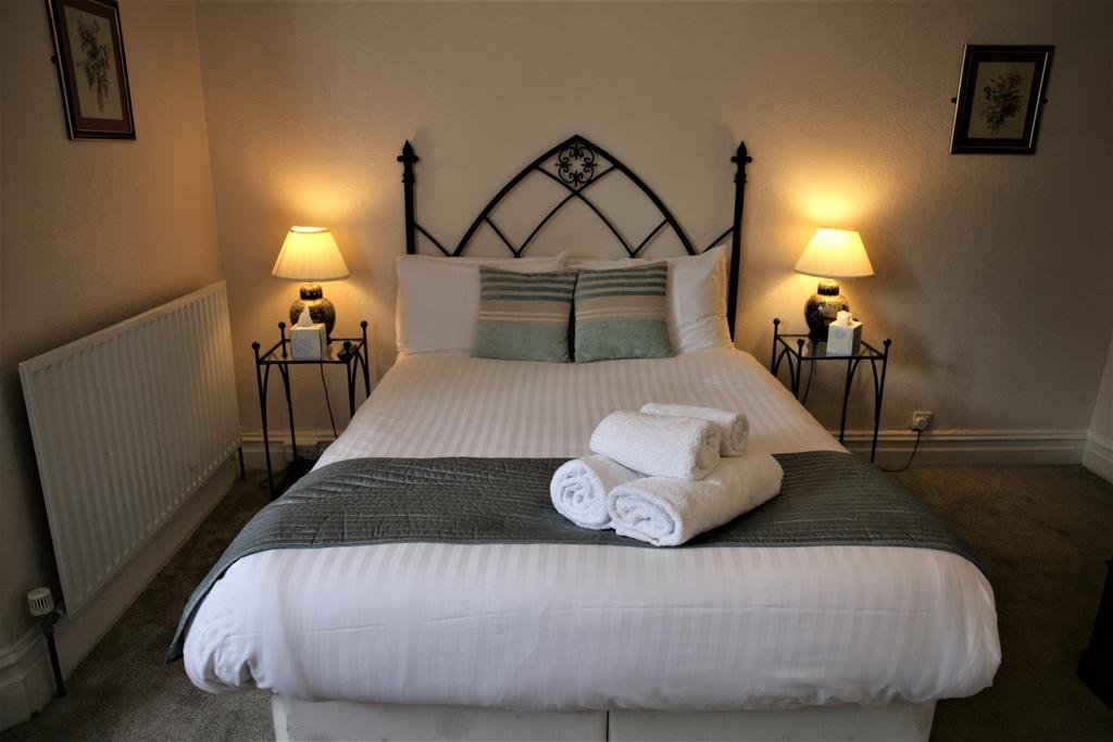 Hamilton Court Hotel 체스터 외부 사진