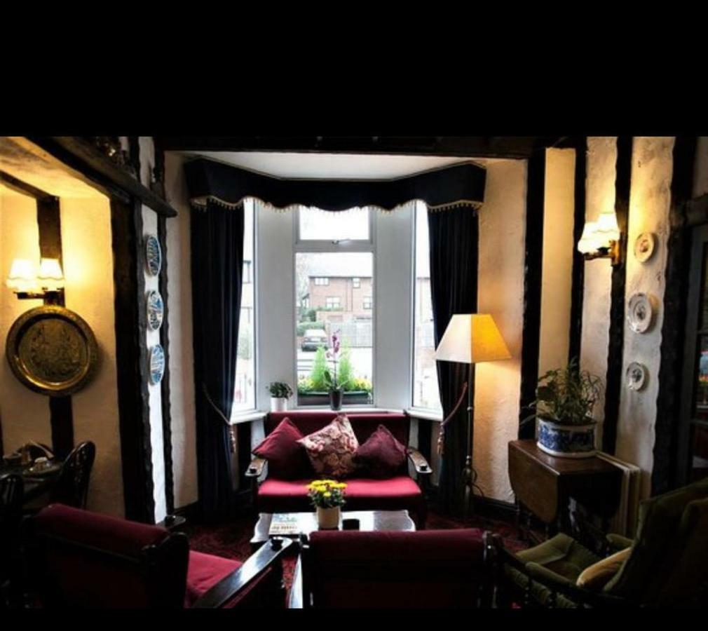 Hamilton Court Hotel 체스터 외부 사진